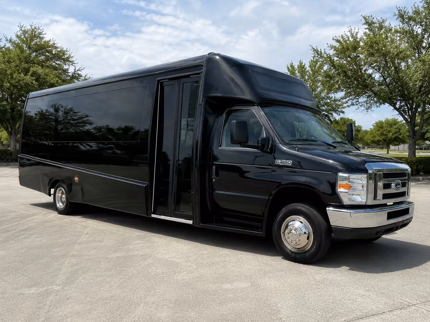 18 passenger minibus